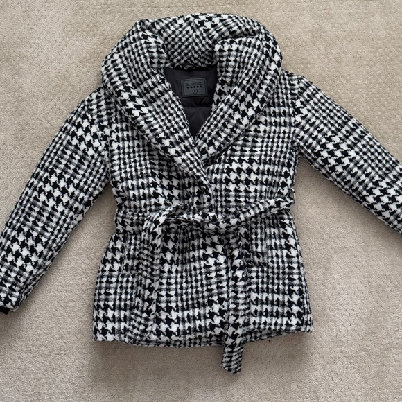BLANK NYC Women Puffer BlackWhite Metallic Houndstooth Wrap Outerwear Coat-SMALL - Picture 11 of 14